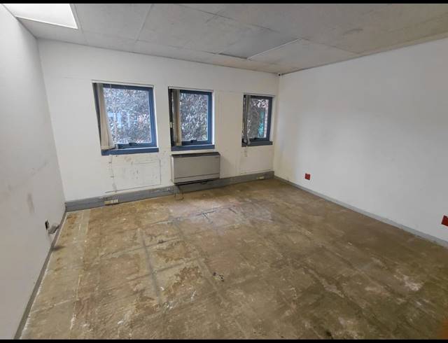 1,841M² OFFICE TO LET IN RANDJESPARK